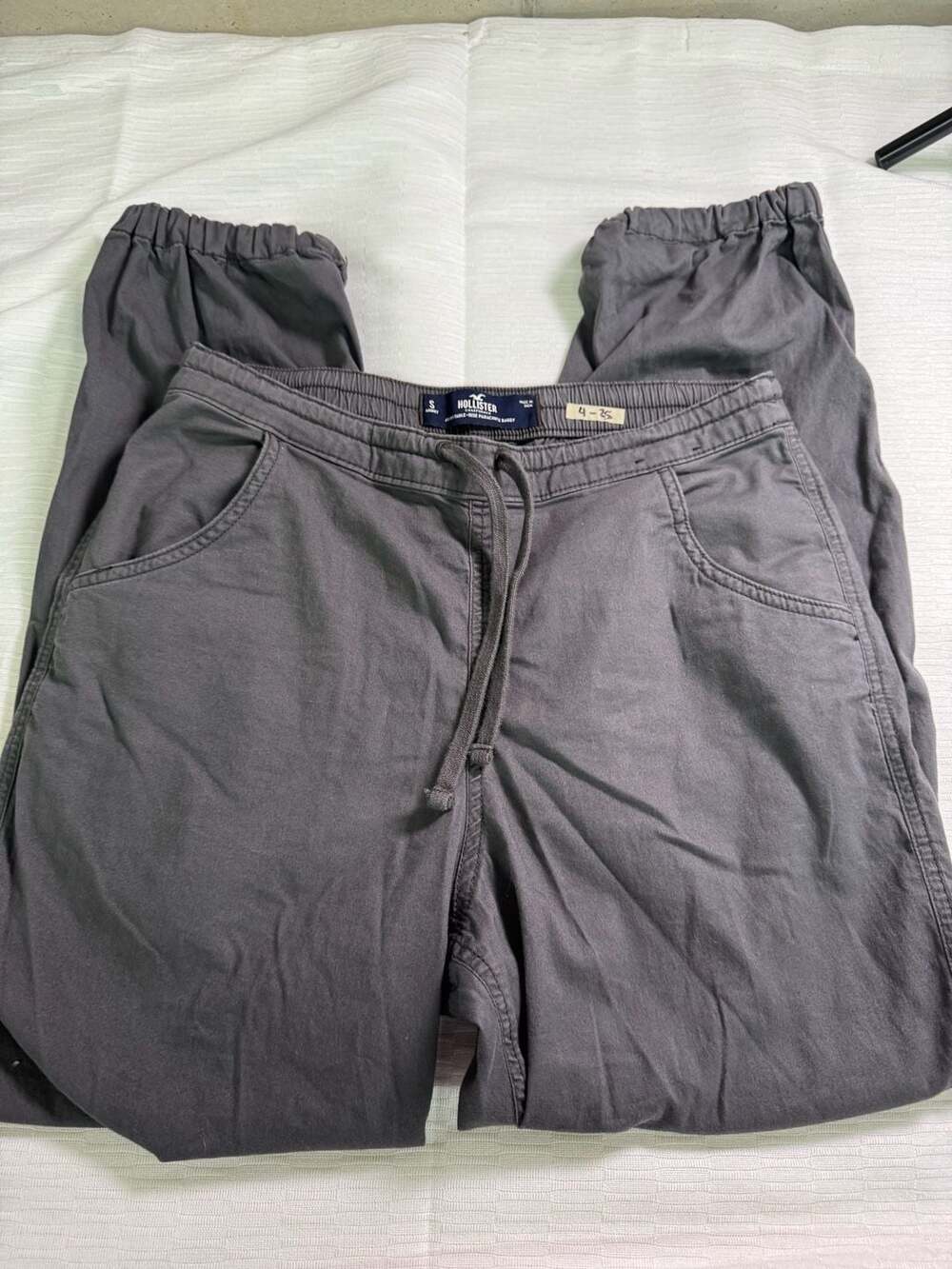 Hollister Adjustable-Rise Parachute Baggy Pants Size S Short